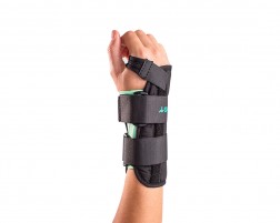 Aircast A2 Wrist Brace